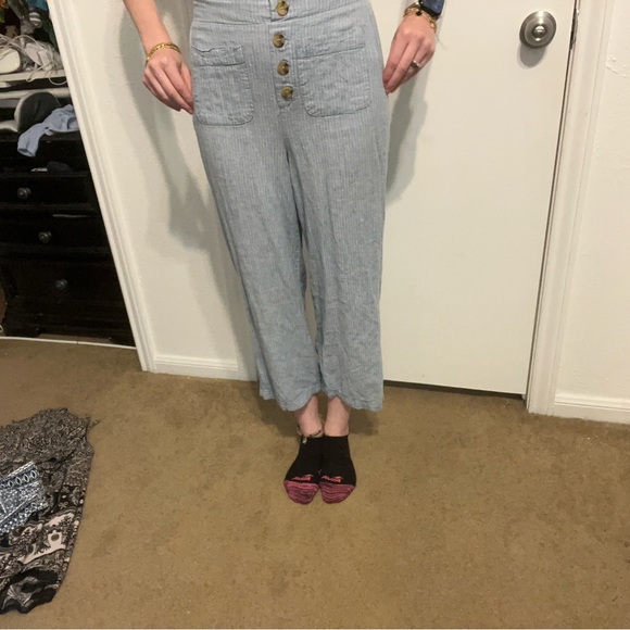 stripped pants with buttons - Picture 2 of 4